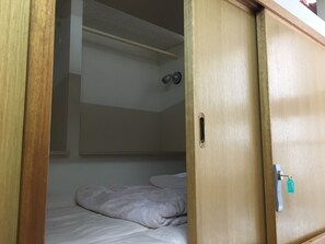 Wi-Fi gratuit, draps fournis