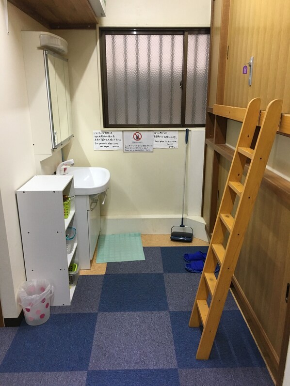 Wi-Fi gratuit, draps fournis