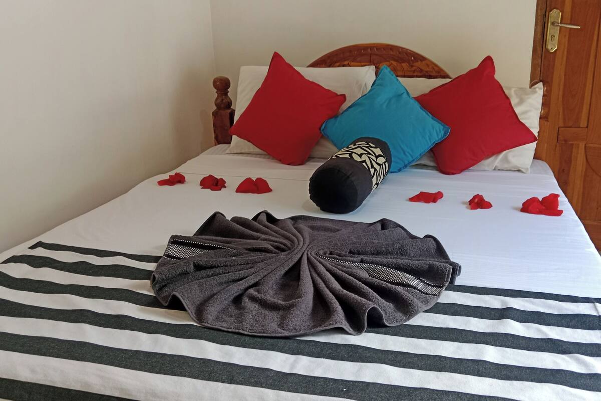 Double Room | Soundproofing, WiFi (free)