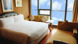 Family Deluxe Suite | Premium bedding, minibar, in-room safe, desk - Han Yue Lou Hotel Nanjing (Nanjing)