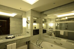 Bathroom - Han Yue Lou Hotel Nanjing (Nanjing)