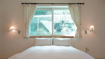 Praise Suite | 3 bedrooms, free WiFi