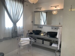 Suite, Balcony, Pool View | Premium bedding, minibar, in-room safe, desk - White House Luxury Hospitality (Olbia)