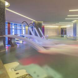 Body treatments, massage/treatment rooms