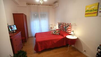 Double or Twin Room, Ensuite | Premium bedding, down comforters, in-room safe, soundproofing