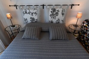 Double or Twin Room, Private Bathroom (Internal) | Seprai premium, selimut bulu angsa, brankas, dan kedap suara