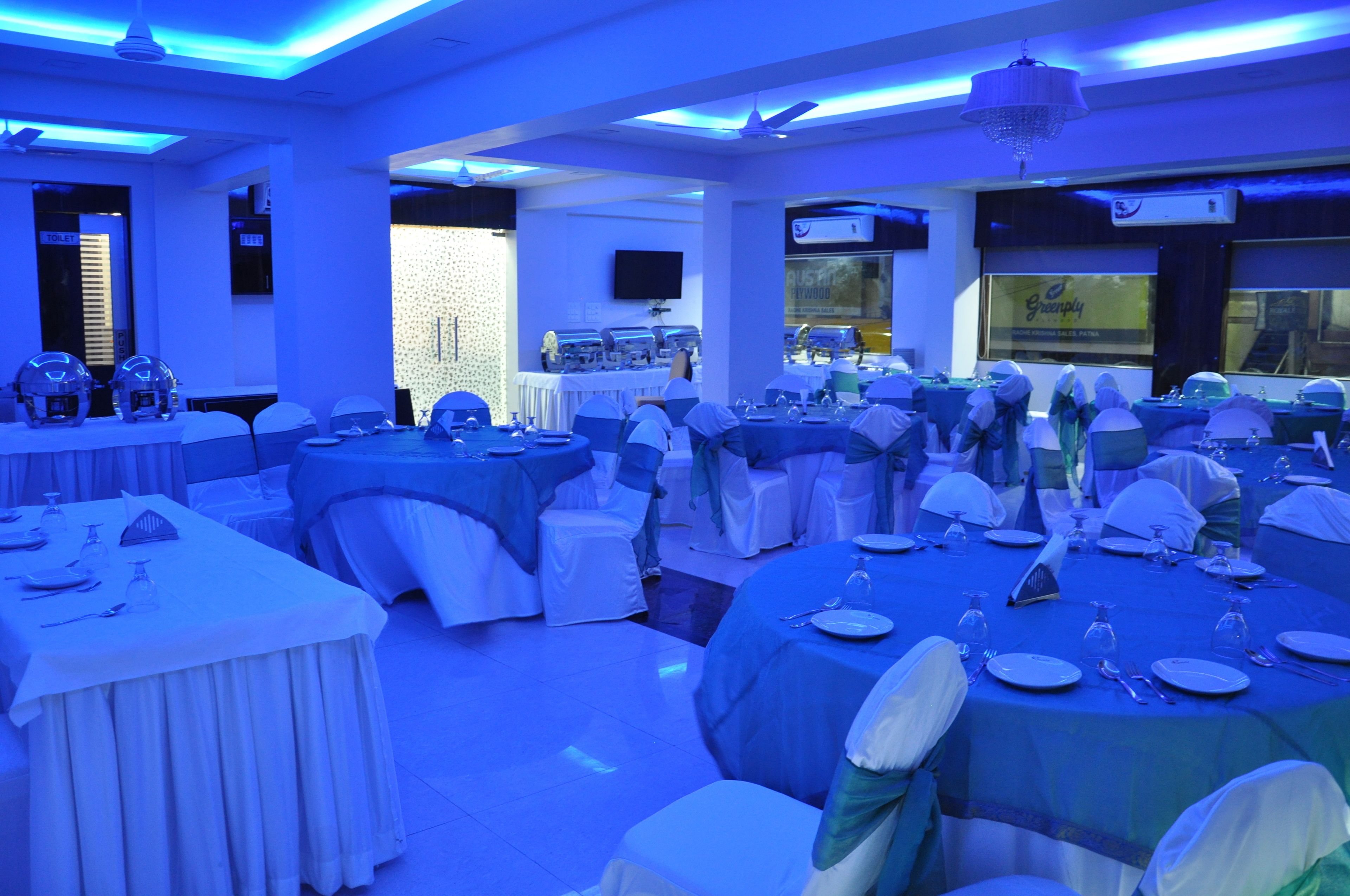 Banquet hall