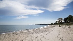 Nær stranden