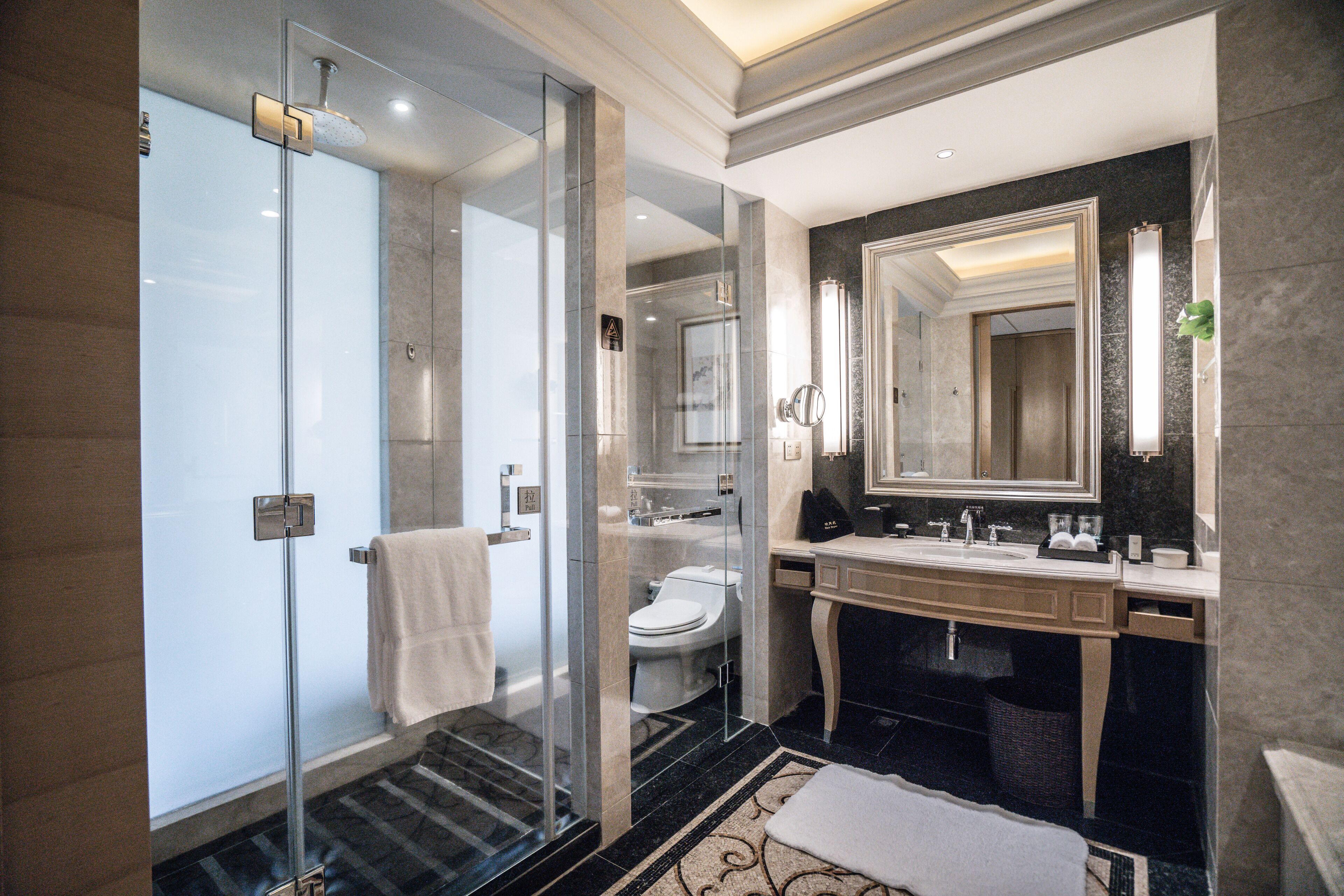 shower, free toiletries, hair dryer, slippers