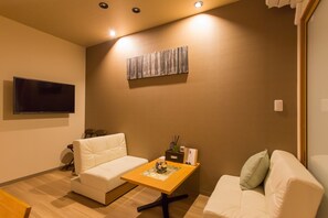 아파트 (CLASSE 01) | 거실 공간 | 평면 TV