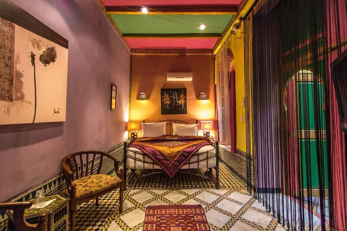 Suite Standard | Coffres-forts dans les chambres, décoration personnalisée
