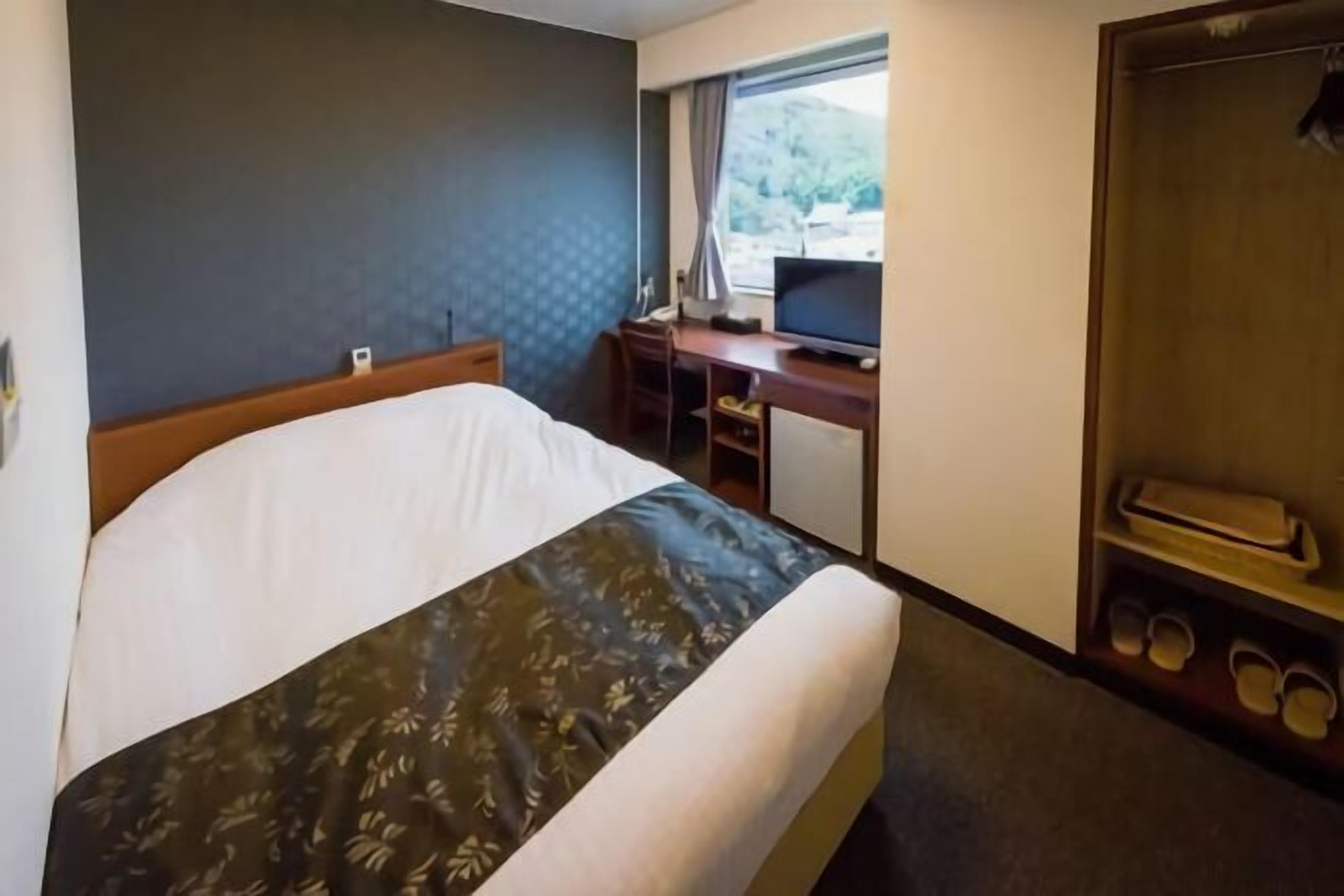 Coffres-forts dans les chambres, bureau