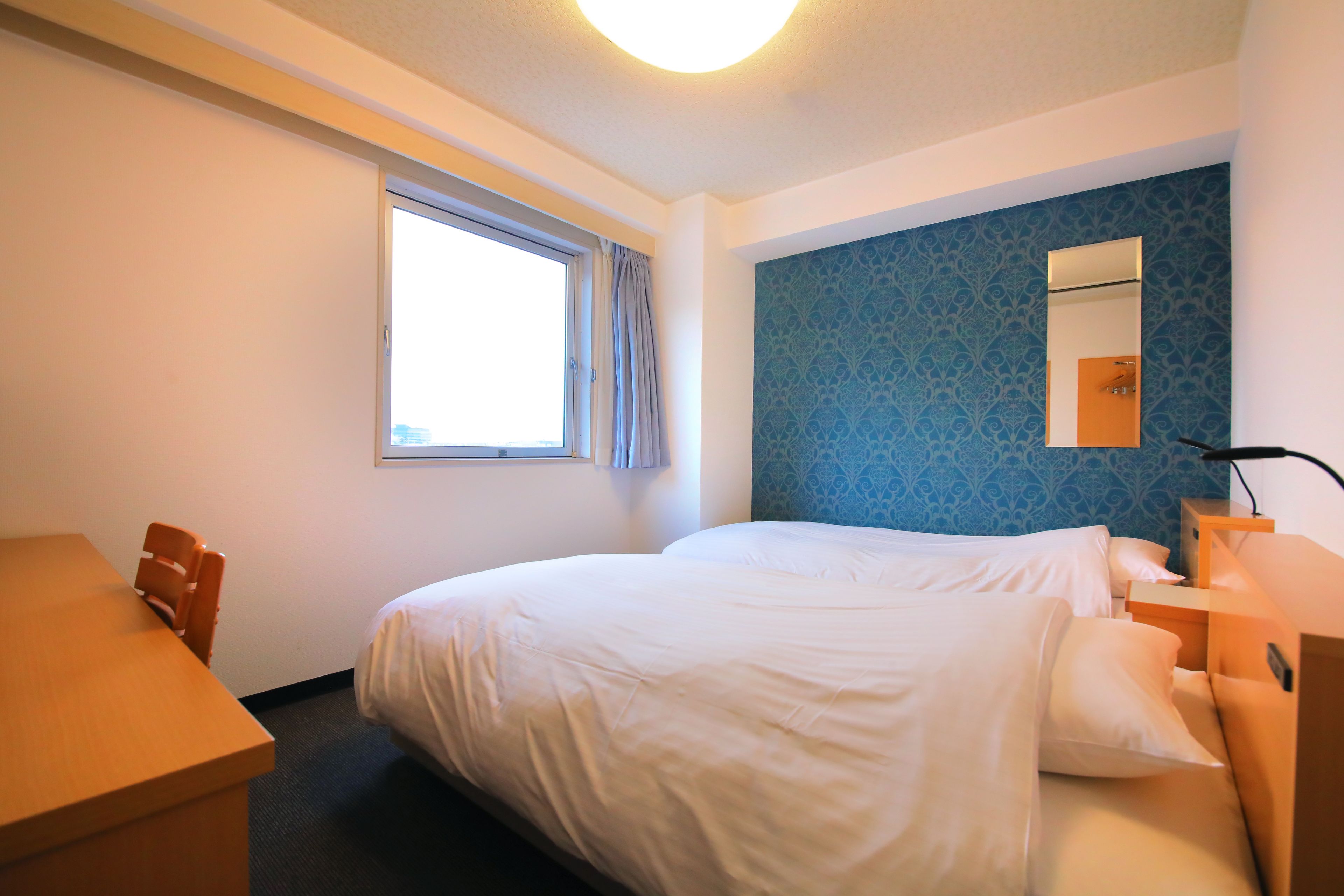 in-room safe, desk, laptop workspace, iron/ironing board