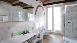 Luxury Double Room | Bathroom - Canto degli Aranci (Florence)
