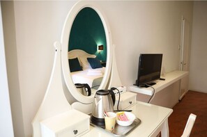 In-room safe, desk, free WiFi - Hotel Victoria (Florence)