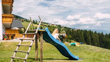 Außen-Kinderspielplatz