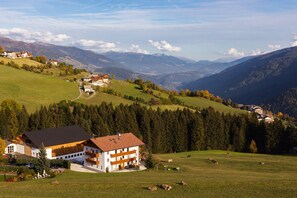 Aerial view - Residence Speckerhof (Rio di Pusteria)