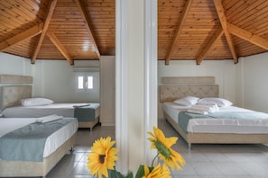 Family Apartment, 2 Bedrooms, Sea View | In-room safe, free WiFi - Sea View Studios & Apartments (Zakynthos)