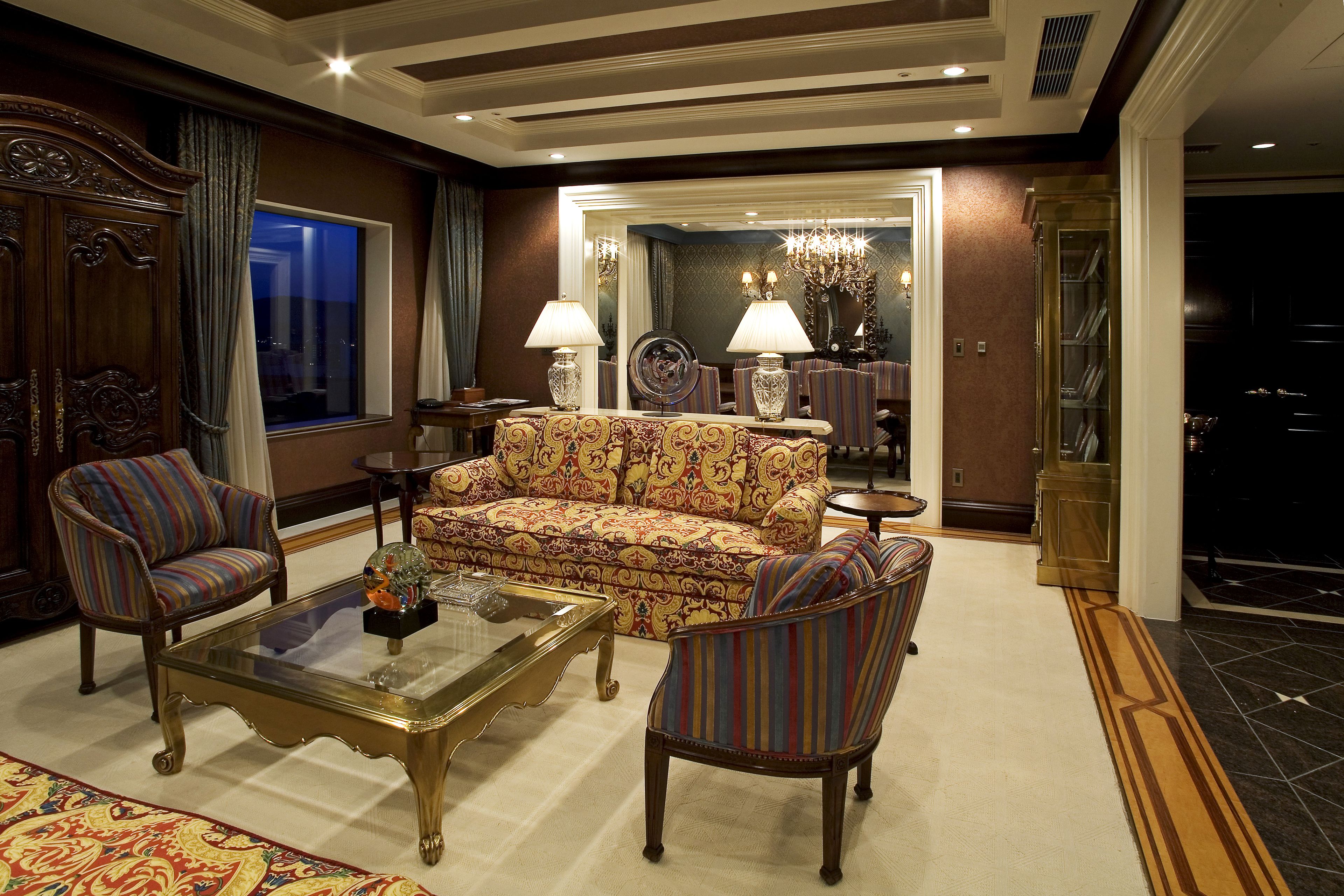 imperial suite | living area | tv