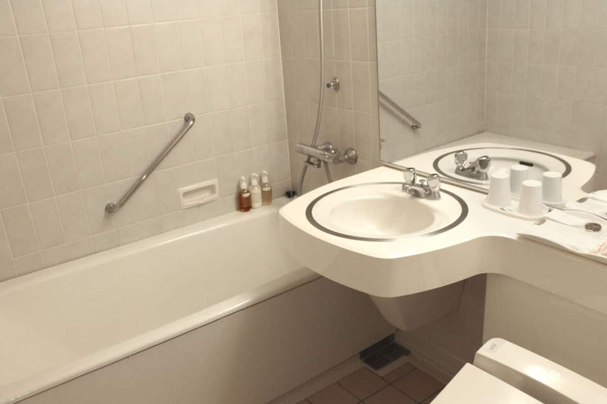 Banheiro | Chuveiro/banheira combinados, banheira de imersão