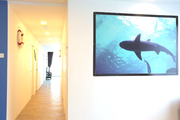 Suite, 5 Schlafzimmer (Ocean Theme) | Flur
