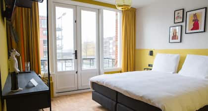 Little Duke Hotel