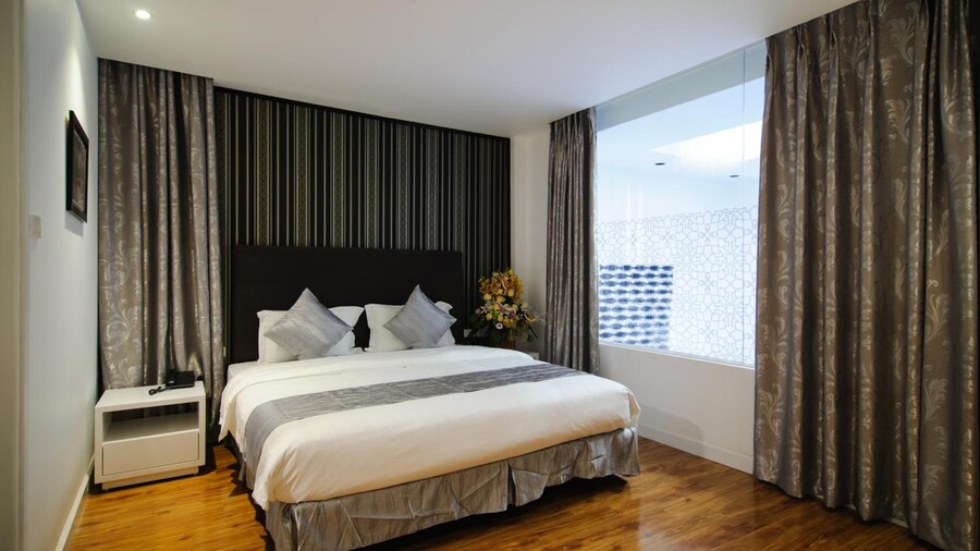 Riverside Boutique Hotel