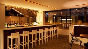 Bar (en el alojamiento)