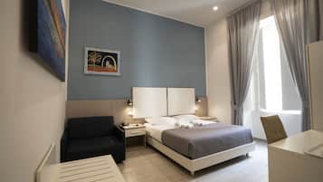 Chambre Double Majestueuse, vue cour intérieure