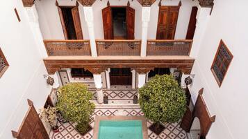 DĂ©tail de lâintĂ©rieur