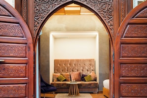 Premium bedding, minibar, in-room safe, soundproofing