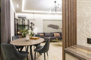 公寓, 海景 | 起居區 | 電視