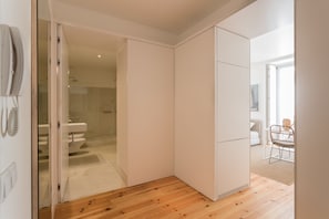 Estudio | Baño | Regadera, amenidades de baño gratuitas, secadora de cabello, bidet