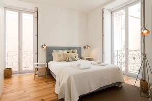 Estudio | 1 habitación, caja de seguridad en la habitación y escritorio 