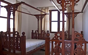 Classic House, 3 Bedrooms - Bazi's House (Bwejuu)