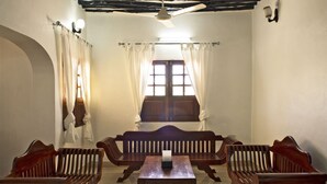 Living area - Bazi's House (Bwejuu)