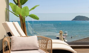 On the beach, beach towels - Pearl Luxury Living (Zakynthos)