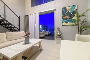 Apartment, 2 Schlafzimmer, Meerblick | Wohnbereich | Flachbildfernseher
