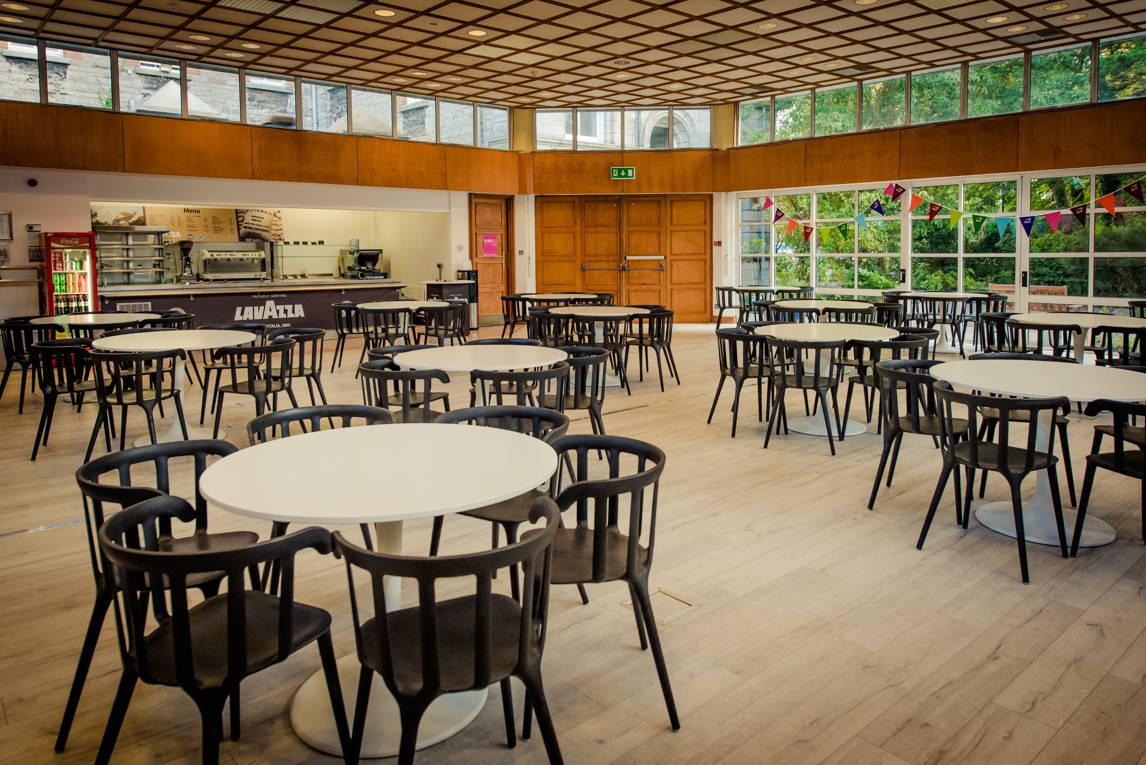 breakfast, lunch and dinner served