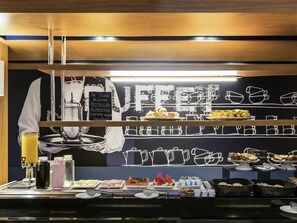 Daily buffet breakfast for a fee