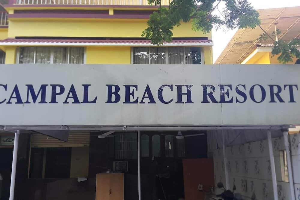 Campal Beach Resort