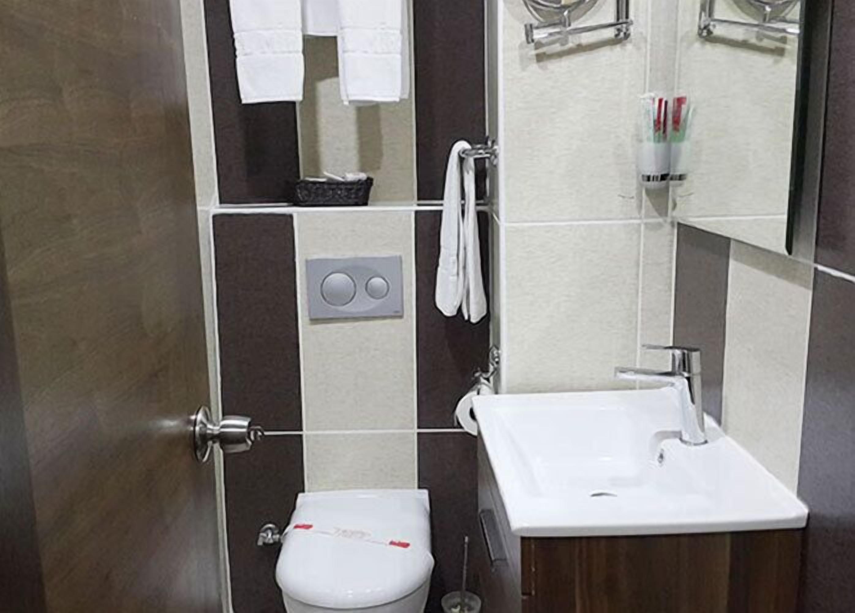 shower, free toiletries, hair dryer, slippers