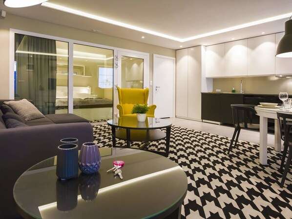 公寓, 1 間臥室, 非吸煙房 | 客廳 | 平面電視