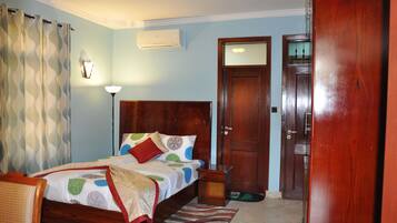 Két bảo mật tại phòng, bàn, bàn ủi/dụng cụ ủi quần áo