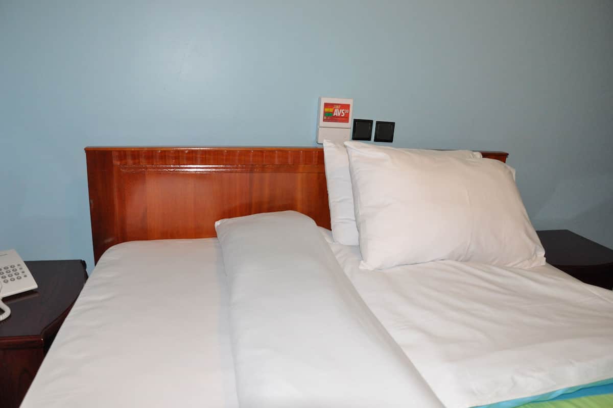 Classic Single Room