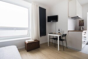 City Studio, Non Smoking, City View | Iron/ironing board, free WiFi, bed sheets - Bizzi LuxCenter View Studio (Warsaw)