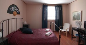 Double Room | Minibar, desk, free cribs/infant beds, free WiFi - Viking Motel (Hanko)