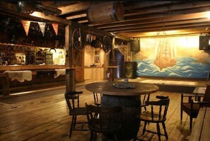 Dining - Viking Motel (Hanko)