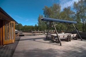 Outdoor dining - Viking Motel (Hanko)