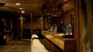 Bar (en la propiedad)